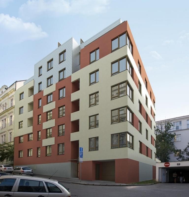 Apartament Garden With Garage In